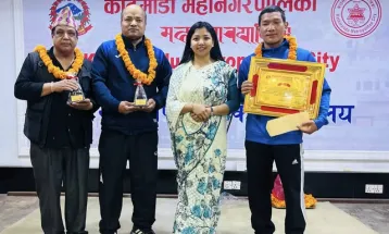 विश्व बक्सिङ च्याम्पियनसिपका ऐतिहासिक पदक विजेता चन्द्रबहादुर थापा सम्मानित