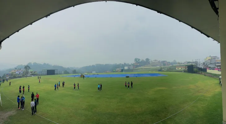 कीर्तिपुरमा वर्षाले खेल रोकियो: २९० रनको लक्ष्य पछ्याएको युएईको मध्यम सुरुवात