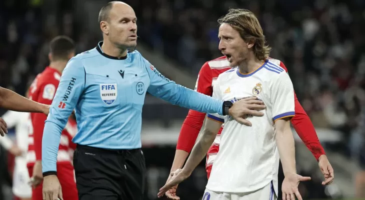 स्पेनिस ला लिगा : रियल म्याड्रिड र बार्सिलोना विजयी