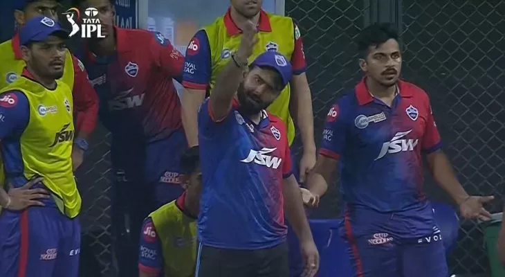 आइपीएल नो बल प्रकरण : पन्तको म्याच शुल्क कटौती, आमरेमाथी प्रतिबन्ध