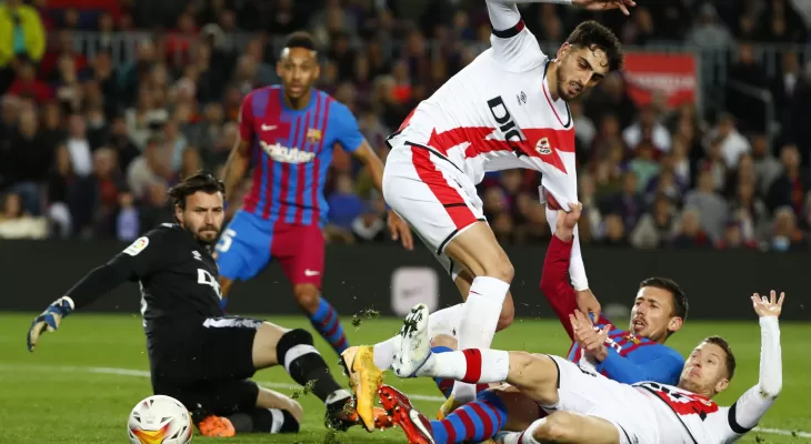 स्पेनिस ला लिगा : बार्सिलोना घरेलु मैदानमा पराजित