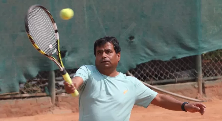 आशिष र अकीको विजयी सुरुआत