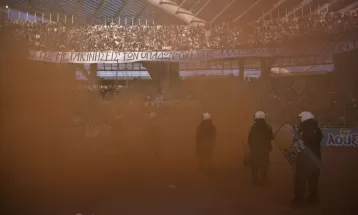 Fan violence mars Greek Cup final