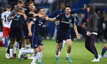 Hertha Berlin win playoff to deny Hamburg promotion to Bundesliga