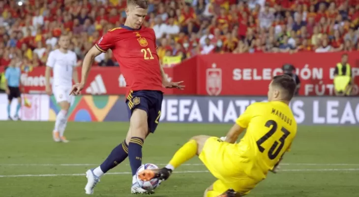 Dominant Spain ease past Czech Republic