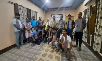 प्रदेशस्तरी क्रिकेट प्रतियोगिताका विजेता खेलाडीलाई नगदसहित सम्मान