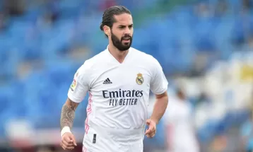 रियल मड्रिडका मिडफिल्डर इस्को सेभियामा अनुबन्ध