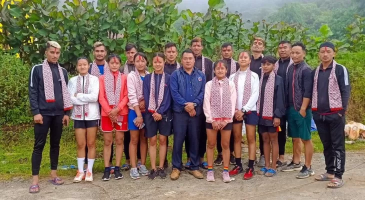 भलिबल खेलाडीलाई खोटाङ भलिबल क्लब युकेको सहयोग