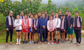 भलिबल खेलाडीलाई खोटाङ भलिबल क्लब युकेको सहयोग