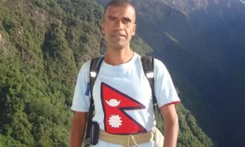 कार्की ललितपुरदेखि जनकपुरसम्म दौड्दै