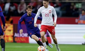 नेदरल्यान्ड युइएफए नेसन्स लिगको शीर्षस्थानमा