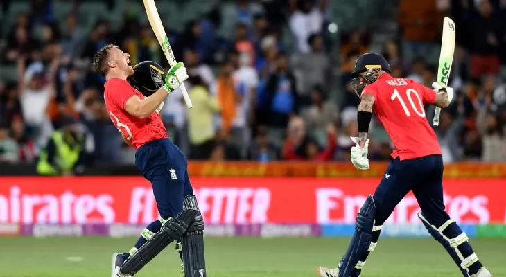 भारतलाई १० विकेटले हराउँदै इङ्ल्यान्ड टी–२० विश्वकपको फाइनलमा