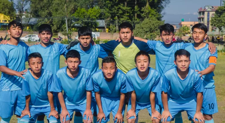 बेस्ट ग्रुप र लोयल्टी सेमिफाइनलमा