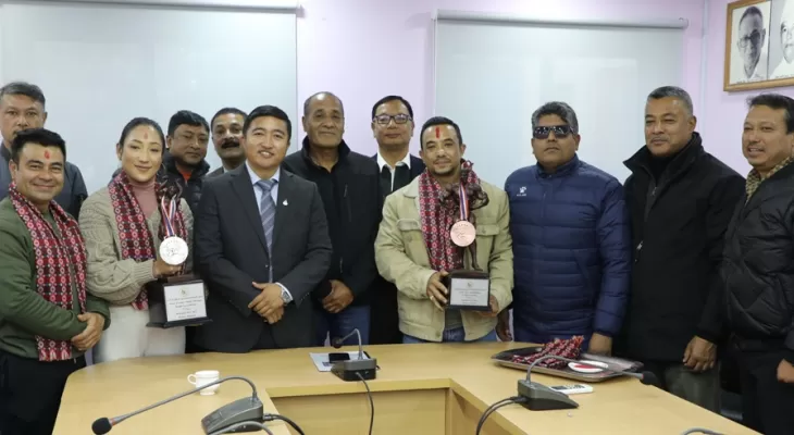 शारीरिक सुगठन पदक विजेतालाई सदस्य–सचिवको बधाइ