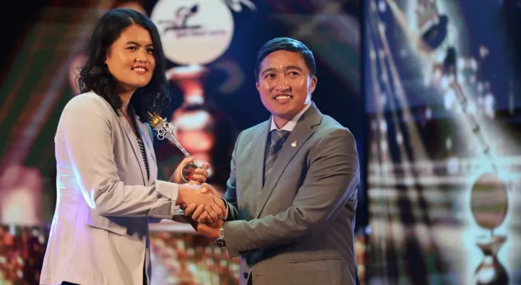 वर्ष महिला खेलाडी अवार्ड भलिबलकी अरुणा शाहीलाई