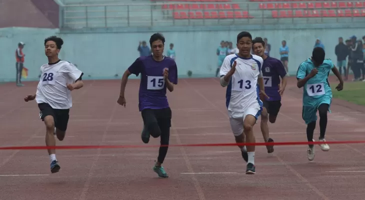 अभि र रिकमलाई स्वर्ण