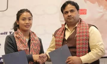 एन्जिला हन्ड्रेड स्पोर्ट्सको ब्राण्ड एम्बास्डर