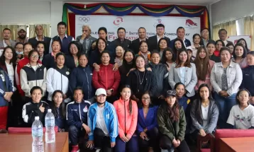 महिला खेलाडीहरुको ब्यत्तित्व बिकास र डाइनिङ्ग संस्कार बारे प्रशिक्षण