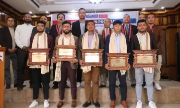 पाँच क्रिकेट खेलाडी सम्मानित