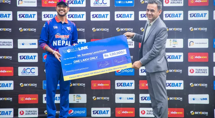 सन्दीप लामिछानेलाई नगद एक लाख सहित सम्मान