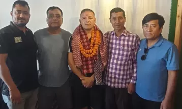 पुर्व खेलाडी विवेक गृह जिल्ला बाँकेमा सम्मानित