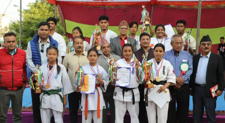 विनय र मन्जुलाई स्वर्ण