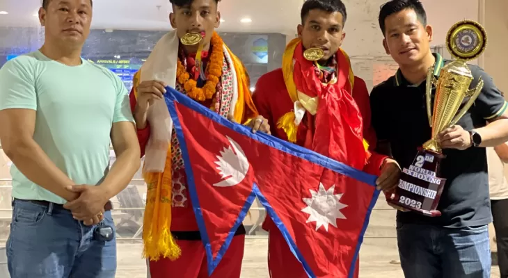 आयुब र रुपेशलाई स्वर्ण