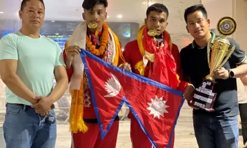 आयुब र रुपेशलाई स्वर्ण