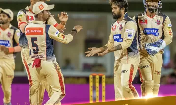 क्रिकेट इतिहासमा पहिलो पटक बन्यो १ बलमा १८ रन