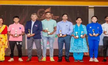 दीपेन्द्र र वर्षा उत्कृष्ट वर्ष खेलाडी