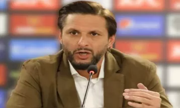 भारतमा हाम्रो टोली चढे्को बसमा ढुंगा प्रहार भएको थियो : शाहिद अफ्रिदी (भिडीयो)