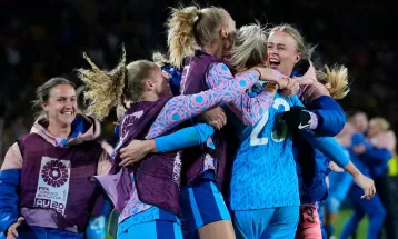 आयोजक अष्ट्रेलियालाई हराउँदै इङ्गल्यान्ड महिला विश्वकप फुटबलको फाइनलमा