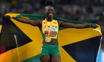 शेरिका बनिन् २०० मिटर दौडको दोस्रो द्रुत धावक