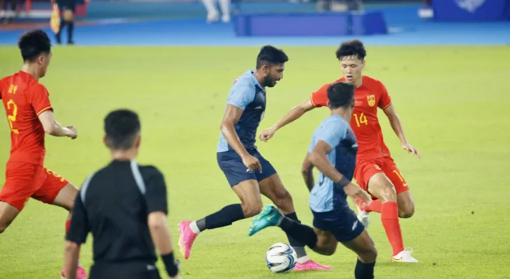 एसियाली खेलकुद : फुटबलमा भारत चीनसँग ५–१ ले पराजित