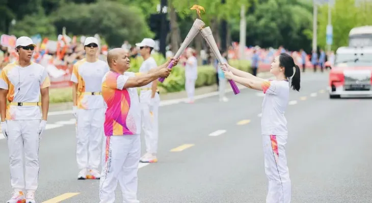 एसियाड टर्च र्‍यालीमा नेपालका बक्सर दीपक महर्जन सहभागि