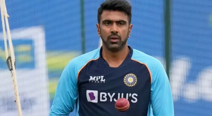 भारतले अक्षर पटेलको स्थानमा अश्विनलाई विश्वकप टोलीमा समावेश गर्यो