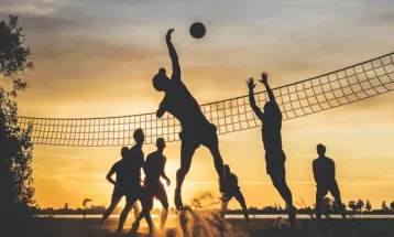 महाकाली किनारमा बिचभलिबल प्रतियोगिता