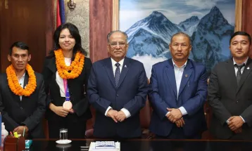 पलेशालाई प्रधानमन्त्री दाहालको बधाइ