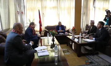 खेलकुदमन्त्री र रुसी राजदूतबीच भेट