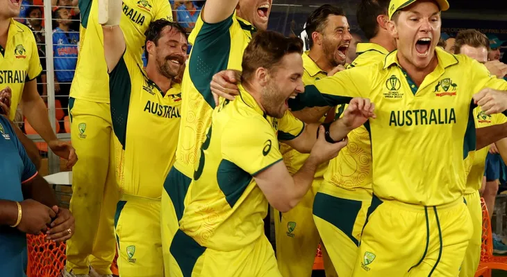 विश्वकप उपाधि उचालेपछि अष्ट्रेलियाको खुसी (फोटोफिचर)