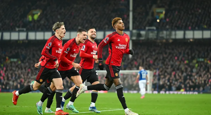 एभर्टनमाथि म्यानचेस्टर युनाइटेडको शानदार जित