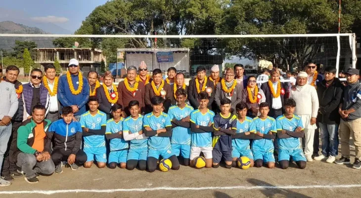 दुप्चेश्वरले जित्यो जिल्लास्तरिय भलिवल प्रतियोगिताको उपाधि