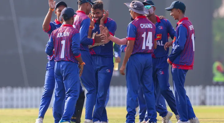 एसिया कप क्रिकेटमा नेपालले टस जितेर बलिङ गर्दै