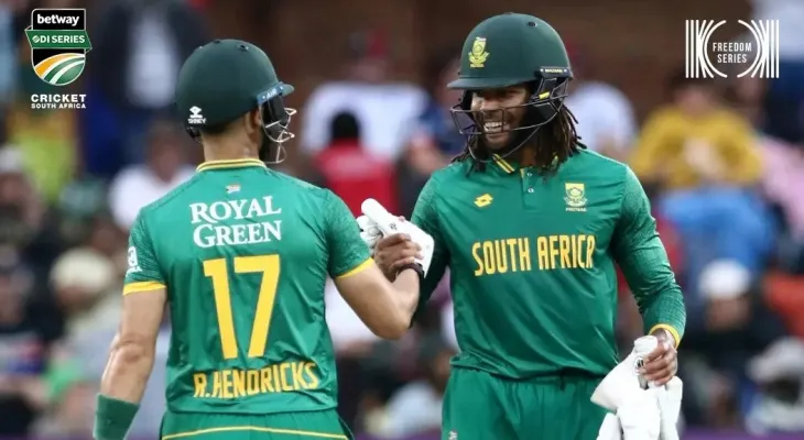 दोस्रो एकदिवसीयमा दक्षिण अफ्रीकाले भारतलाई ८ विकेटले हरायो
