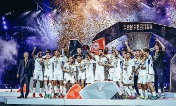 बार्सिलोनालाई हराउँदै रियल मड्रिडले जित्यो स्पेनिस सुपर कपको उपाधि