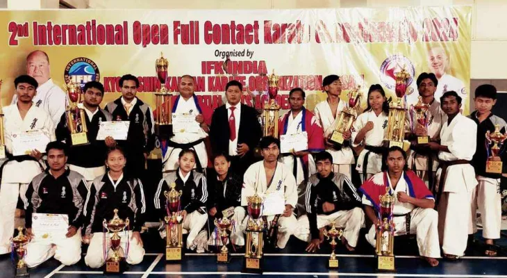 भारतमा नेपाललाई आठ स्वर्ण