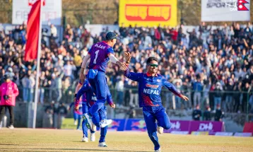 क्यानडाविरुद्ध एक्लैले चार विकेट लिएका रोहित बने 'प्लेयर अफ द म्याच'