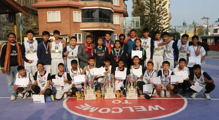 ग्रिनल्यान्ड, भ्याली पब्लिक र गोल्डेनपिकलाई उपाधि