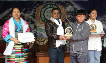 ग्रिनल्यान्ड, हिमरश्मि र विल्सनलाई उपाधि