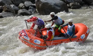 एसियाली ¥याफ्टिङ च्याम्पियनसिपको हेड टु हेडमा नेपाललाई स्वर्ण